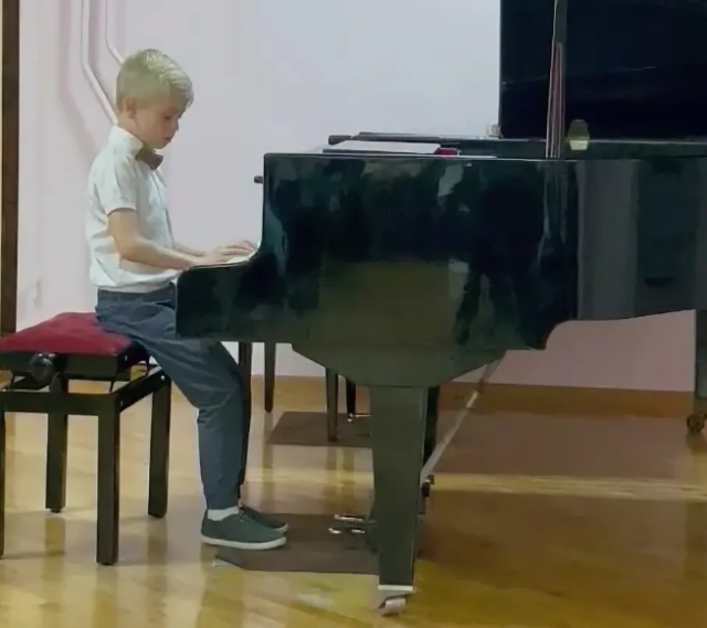 <i>Юные музыканты Железноводска получат новые инструменты</i>