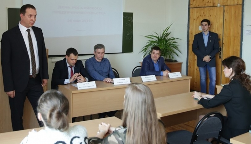 Студенты СтГАУ с интересом слушали полезные советы предпринимателей Ставрополья