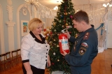 Внимание сотрудники МЧС Ставрополя уделяют противопожарной безопасности в местах празднования новогодних праздников