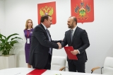 Глава города Сочи Анатолий Пахомов и гендиректор МегаФона Геворк Вермишян подписали соглашение