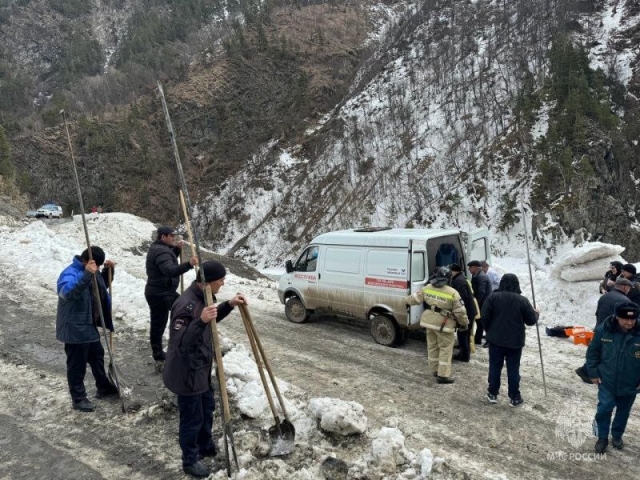 <i>В Дагестане спасатели провели учения на случай схода лавин</i>
