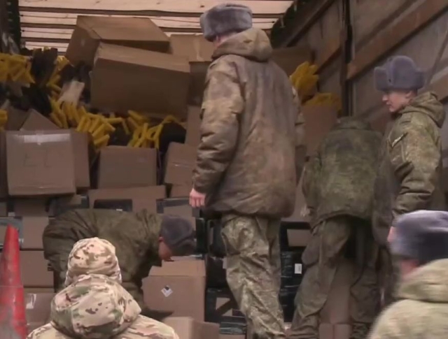 <i>Накануне Дня защитника Отечества Ингушетия отправила 20 тонн помощи бойцам СВО</i>