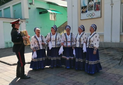 Казаки и активисты национально-культурных организаций приняли участие в выборах губернатора Ставрополья