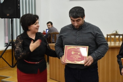 Лидера дагестанского землячества в Андроповском районе отметили за общественную деятельность