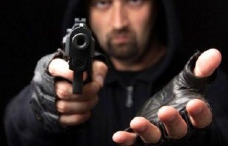 Разбойное нападение с пистолетом совершено в столице РД