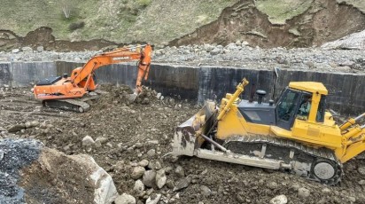 В Северной Осетии дорогу на Мамисон обезопасили 9-метровыми подпорными стенами