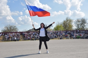 Жительница Ставрополья посвятила российским воинам песню «И только вперед!»