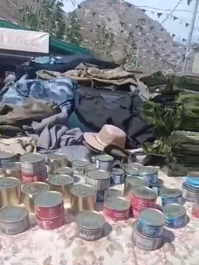 <i>В Дагестане власти проверят происхождение «армейской продукции» у торговца с рынка Хебда</i>