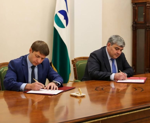 <i>Глава КБР и ректор ставропольского СКФУ подписали в Нальчике соглашение о сотрудничестве</i>