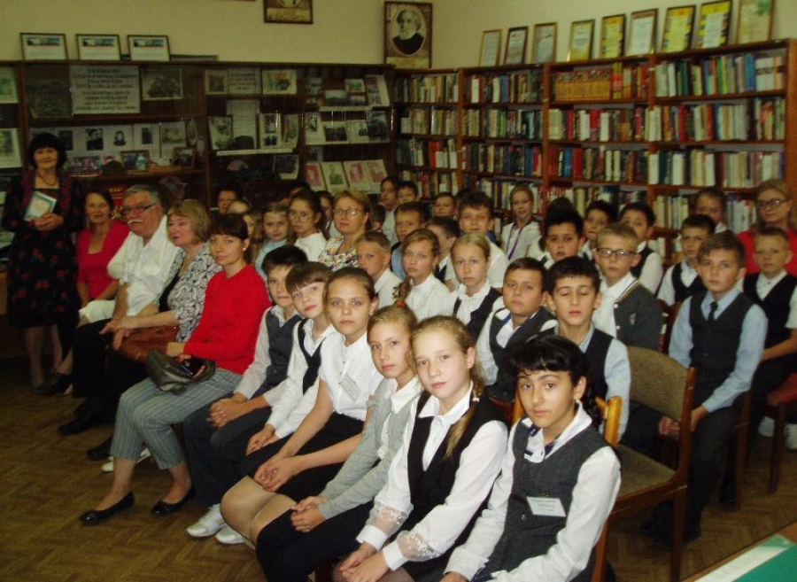 Вечер памяти поэта и казака Витислава Ходарева провели в библиотеке Ставрополя