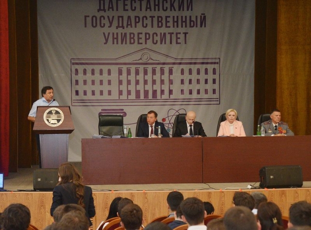 <i>Спикер парламента Дагестана назвал провокациями протесты населения по проблеме электро- и водоснабжения</i>