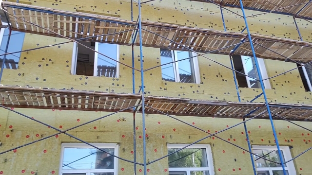 <i>В Ставрополе при капремонте школ провели демонтаж помещений верхних этажей</i>