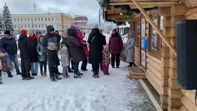 <i>В Ставрополе терем Деда Мороза за выходные посетили более 700 детей</i>