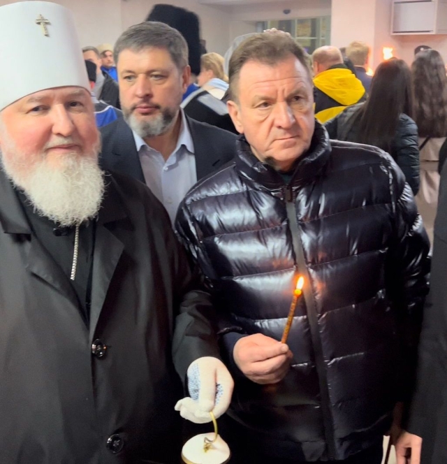 <i>Иван Ульянченко поздравил с Пасхой православных верующих Ставрополя</i>