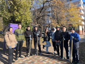Студенты Ставропольского филиала РАНХиГС приняли участие в городском субботнике