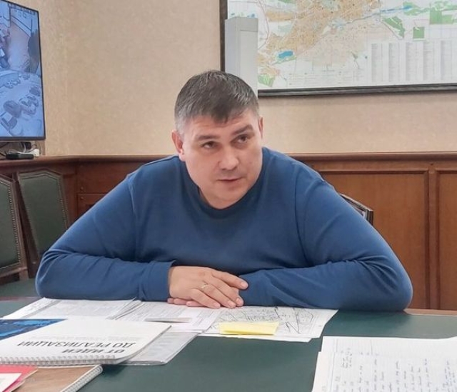 <i>Мэр Ессентуков призвал горожан не паниковать из-за угроз нападения на школы</i>