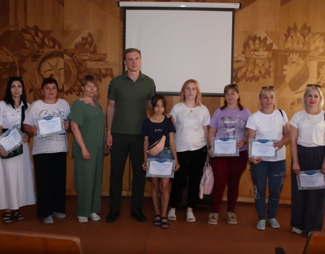 <i>В Ессентуках меценат купила путёвки для реабилитации в санатории детей из Луганска</i>