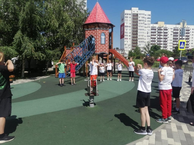 <i>Спортивным досугом детей в летних лагерях Ставрополя займутся 78 тренеров и вожатых</i>