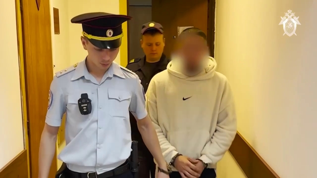 <i>Мужчину в Георгиевске обвинили в растлении 13-летней и склонении подростков к наркотикам</i>