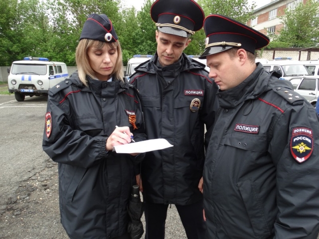 <i>На Ставрополье полицейские заступили на службу по охране правопорядка при праздновании 9 мая</i>