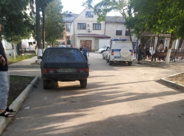 <i>В Дагестане из-за 5-летнего мальчика при ДТП погибла его ровесница</i>