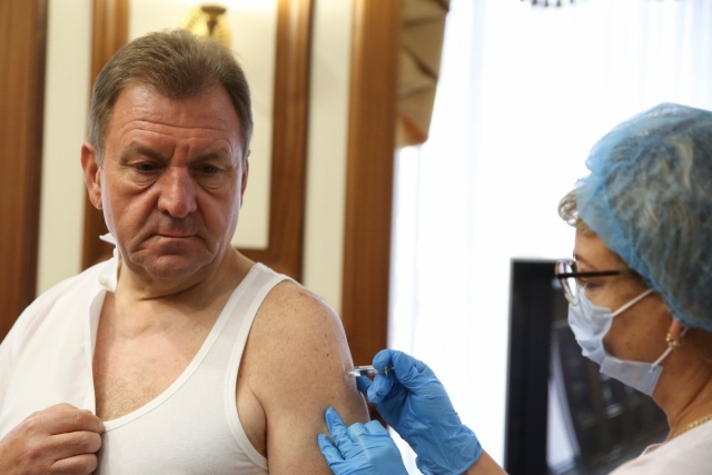 <i>Более 30 тысяч жителей Ставрополя провакцинировались от гриппа</i>