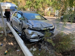 В Минеральных Водах пьяный водитель сбил двух школьниц на тротуаре