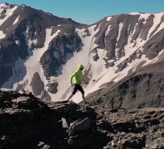 <i>На фестивале «Alpindustria Elbrus Race» атлеты пробегут вокруг Эльбруса 135 км</i>