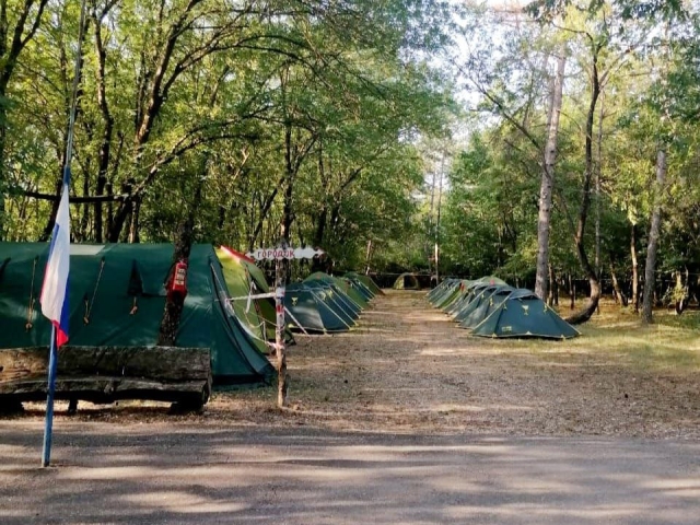 <i>В Минераловодском округе открылась первая смена детского палаточного лагеря</i>
