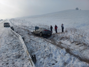 В КЧР в результате ДТП погиб водитель и пострадали два пассажира