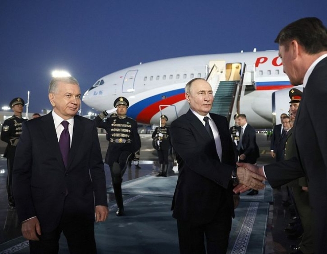 <i>Россия и Узбекистан укрепляют экономические связи</i>