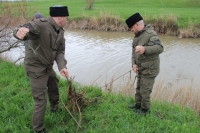 К концу мая казаки села Татарка и инспекторы Росрыболовства подводят итоги весенних рейдов на реке Егорлык
