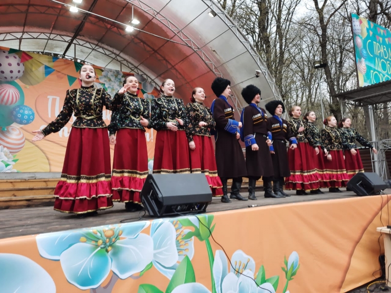 В Ставрополе выступили с песнями фронтовых бригад