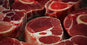 В Ставропольском крае предприятие продало 116 килограммов просроченного мяса