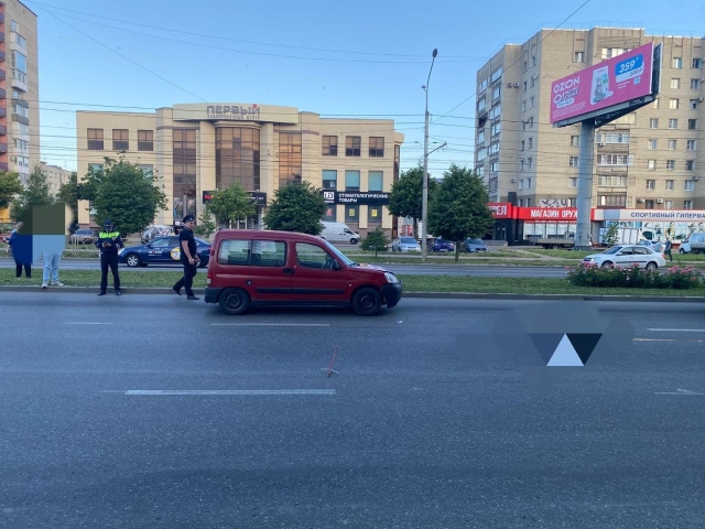 <i>В Ставрополе под колёсами Citroen погиб мужчина, переходивший дорогу по зебре</i>