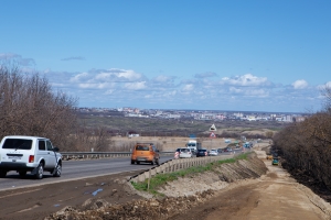 Подъезд к Ставрополю расширят до четырех полос