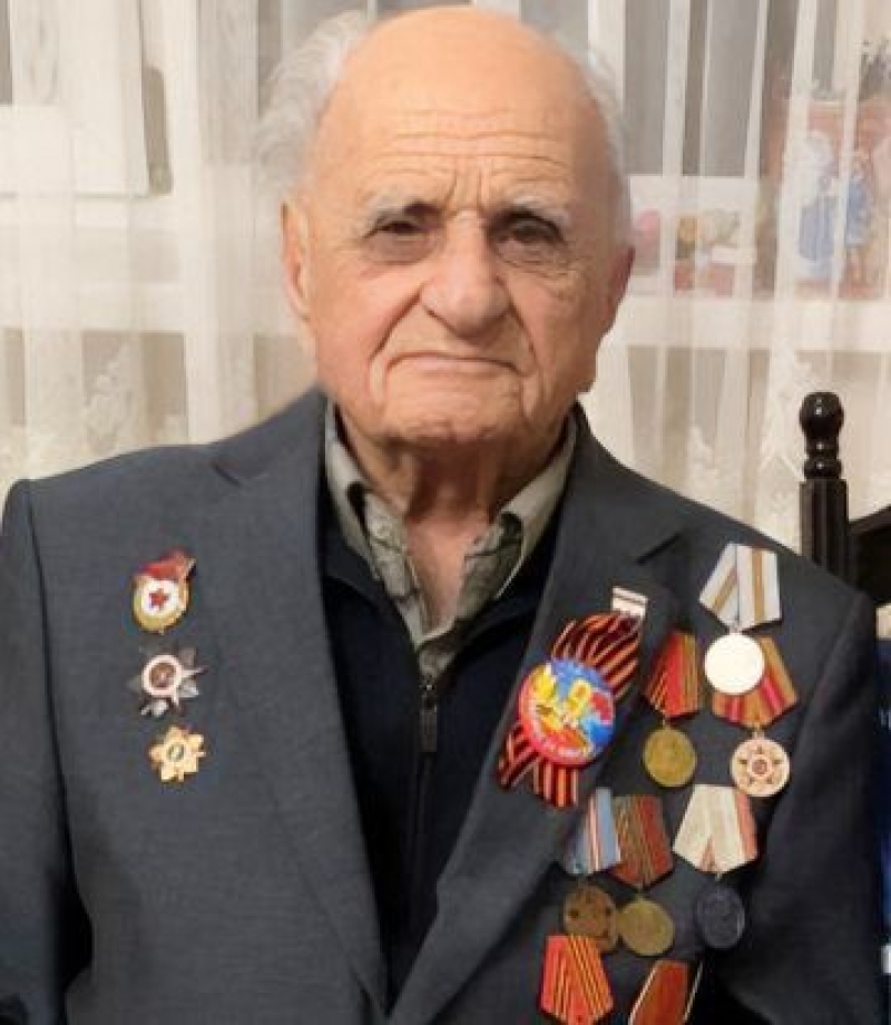 Глава Ставрополья тепло поздравил ветерана Енока Арустамяна со 100-летним юбилеем