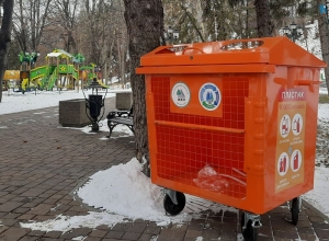 В Кисловодске установили 40 контейнеров для раздельного сбора мусора