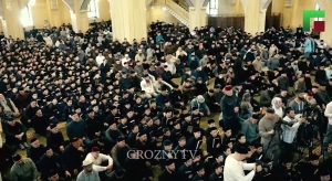 Митинг против сожжения Корана в Грозном посетили более 10 000 человек