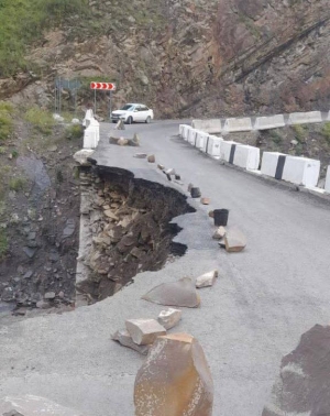 В Агульском районе Дагестана обрушился мост