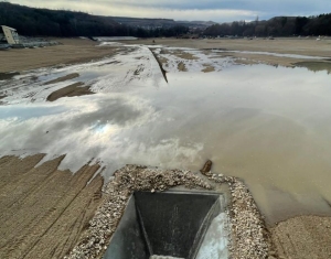 В Кисловодске произвели тестовый запуск воды на Старом озере