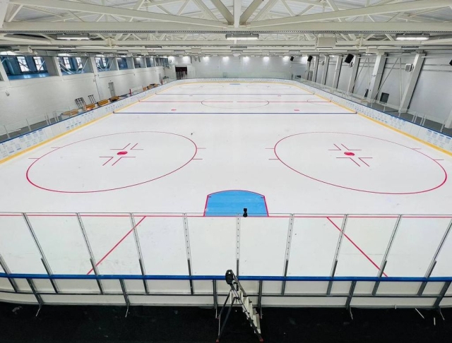 <i>Сергей Меняйло: Строительство ледовой арены «Тагбан» во Владикавказе завершено</i>