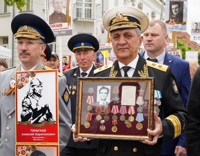 <i>Владикавказ накануне 9 мая украсят баннеры с портретами ветеранов Великой Отечественной</i>