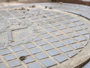 В Моздоке полиция раскрыла кражу канализационных люков из чугуна