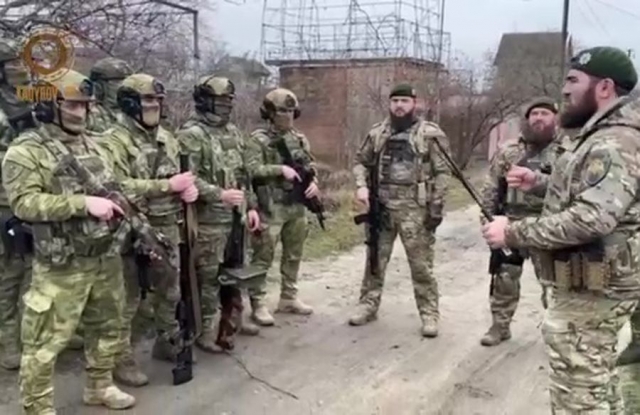 <i>Глава Чечни показал результаты зачистки села бойцами «Ахмат-1»</i>
