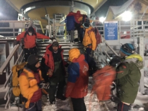 Спасатели в КБР рассказали о деталях эвакуации замерзавших туристов