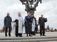 В Беслане терские казаки почтили память невинно убиенных предков