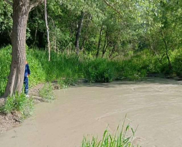 <i>В реке Подкумок на Ставрополье погиб мужчина после прыжка с тарзанки</i>