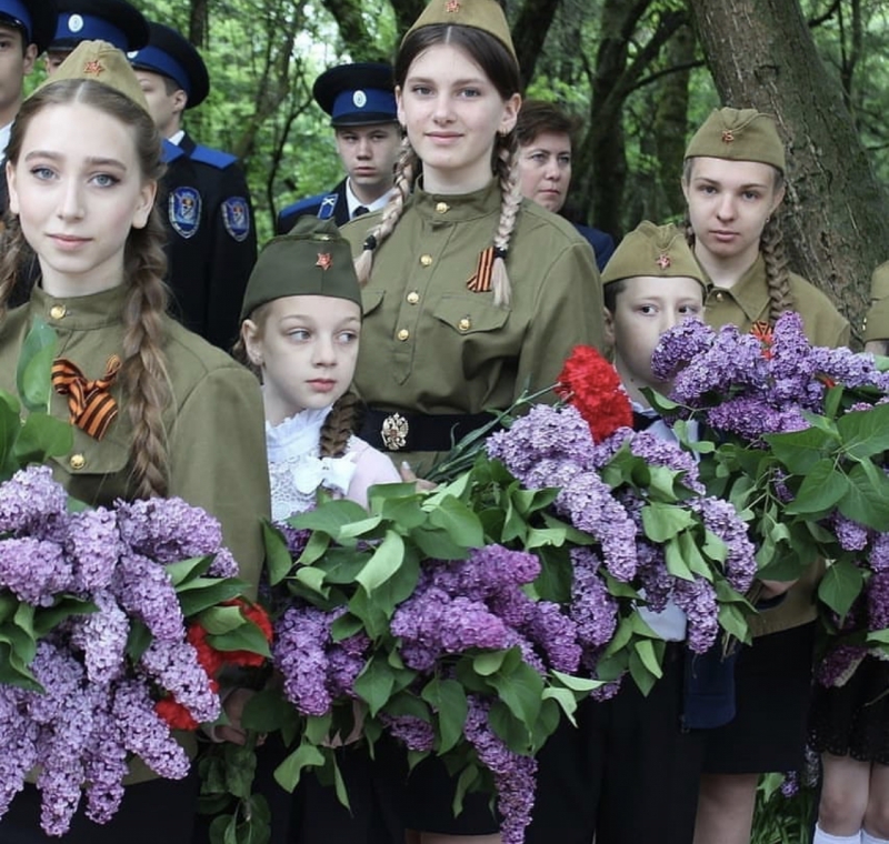 Школьники Железноводска готовы встретить краевую эстафету «Знамя Победы»