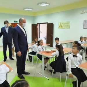 В Карачаево-Черкесии проверили питание детей в школах